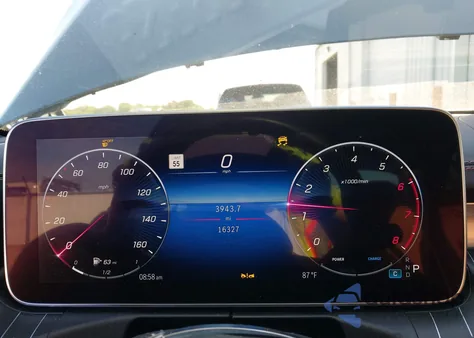 2024 Mercedes-Benz C 300 z USA, uszkodzony, nr VIN W1KAF4HB1RR172679